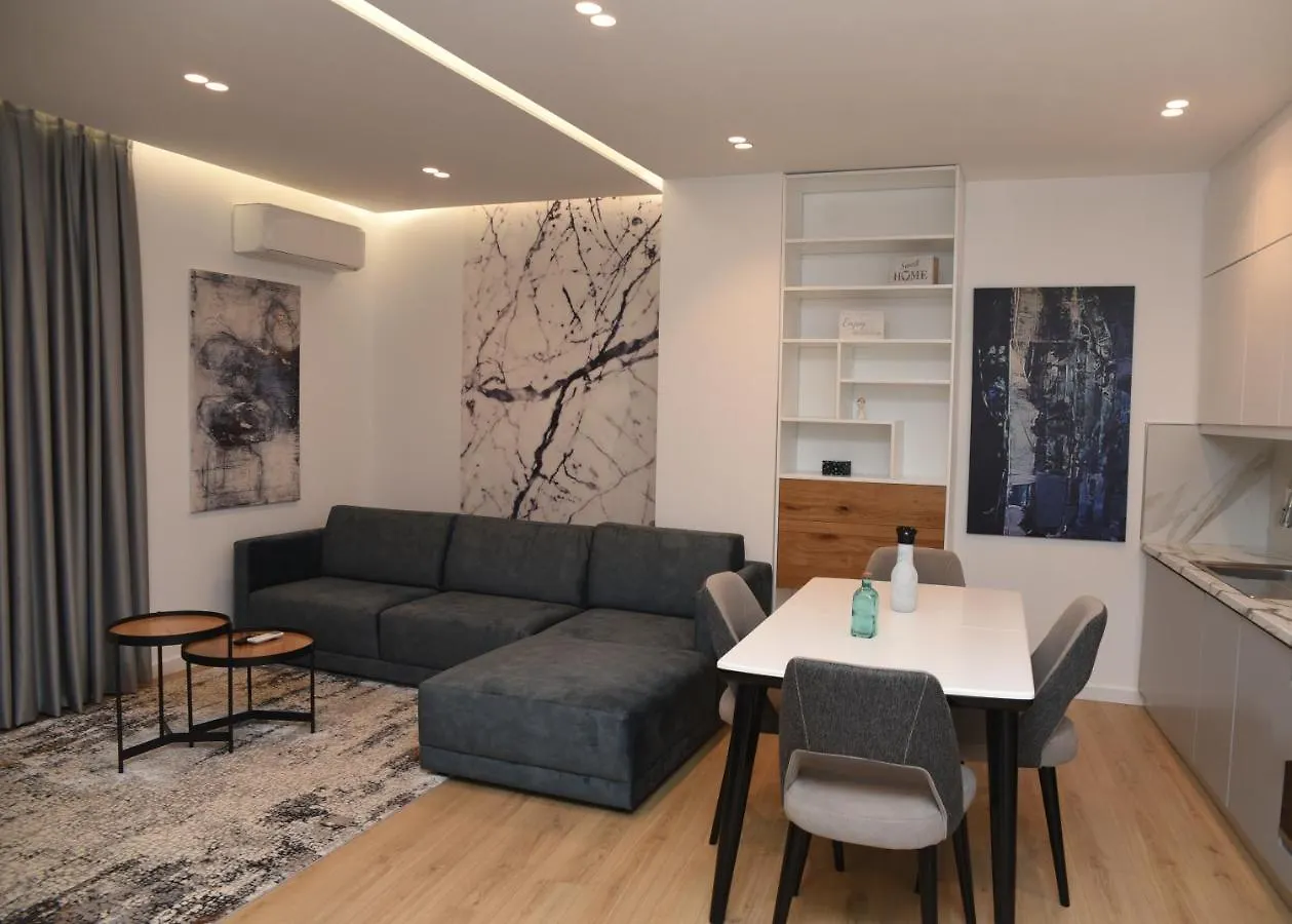 Gæstehus J&D Rooms Korce