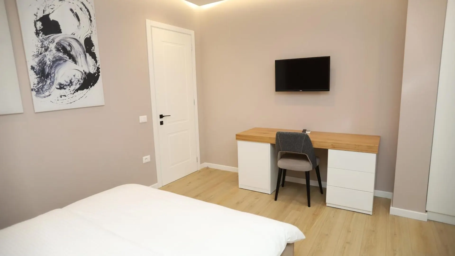 J&D Rooms Korce