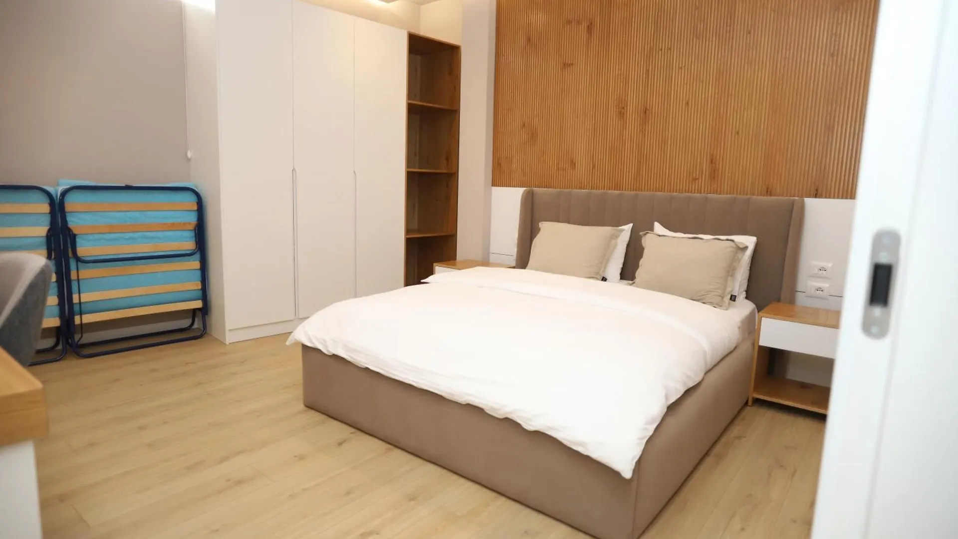 J&D Rooms Korce Albánie